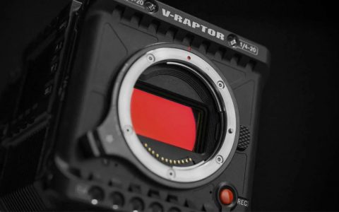 尼康将保留RED相机上的RF卡口，但也在考虑开发自己的电影镜头